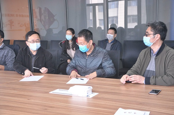 bfde93b7d70e4cbd86d3ba692edf53bd.jpg 3..jpg